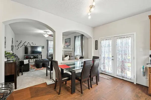 8521 Rock Creek Drive, Fort Worth, TX 76123