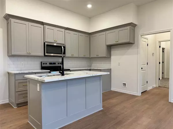 200 S Atwood Street, Boyd, TX 76023