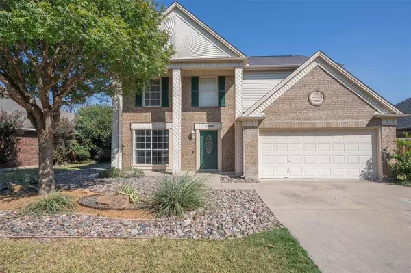 7020 Thomas Place, Watauga, TX 76148