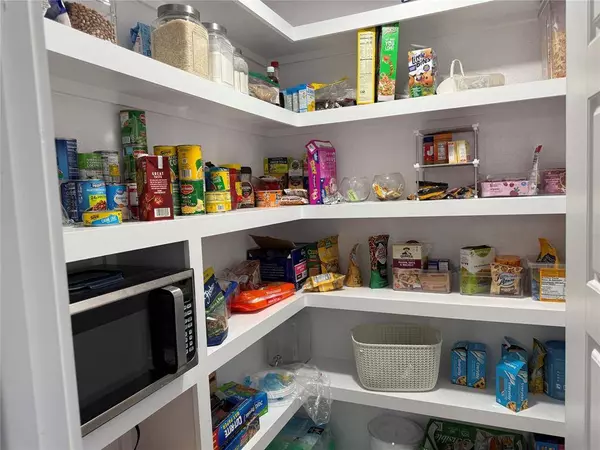 1733 Continental Drive, Blue Mound, TX 76131