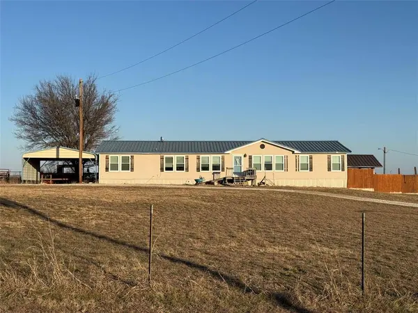 593 Chisholm Hills Drive, New Fairview, TX 76078