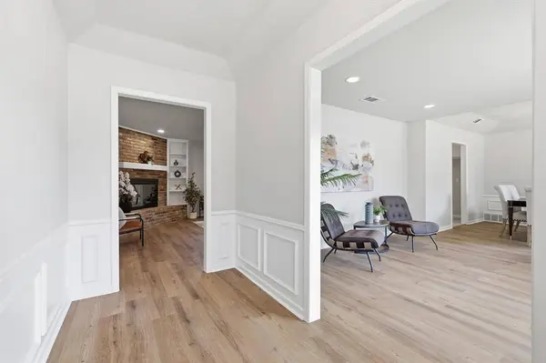 6713 Del Prado Avenue, Fort Worth, TX 76133