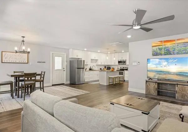 2301 Meteor Trail, Granbury, TX 76048