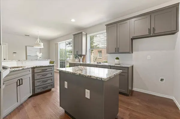 706 Graywood Lane, Coppell, TX 75019