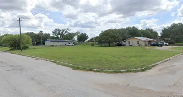 E 90 OF 2 E San Marcos, Pearsall, TX 78061