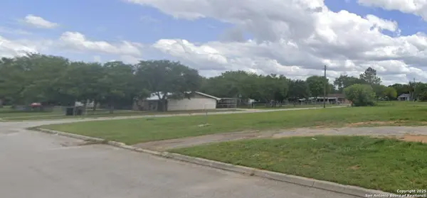 E 90 OF 2 E San Marcos, Pearsall, TX 78061