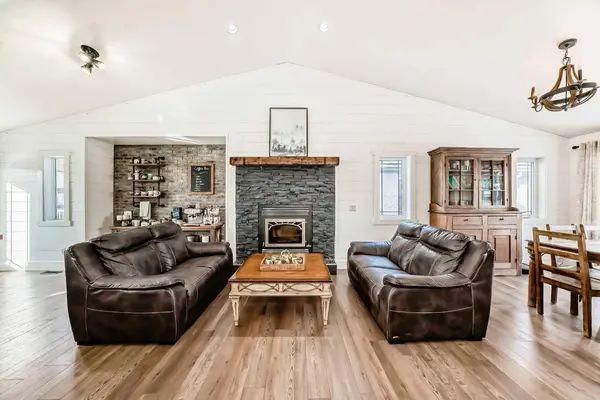 145 Sunset HTS, Crossfield, AB T0M 0S0