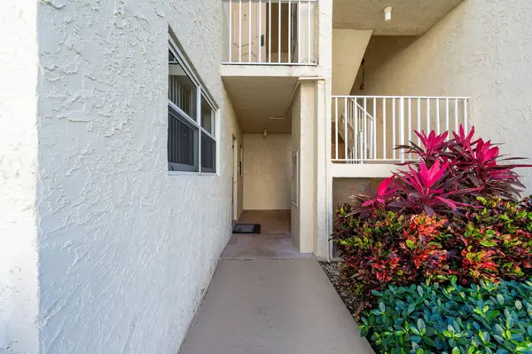 646 Snug Harbor DR #H101, Boynton Beach, FL 33435