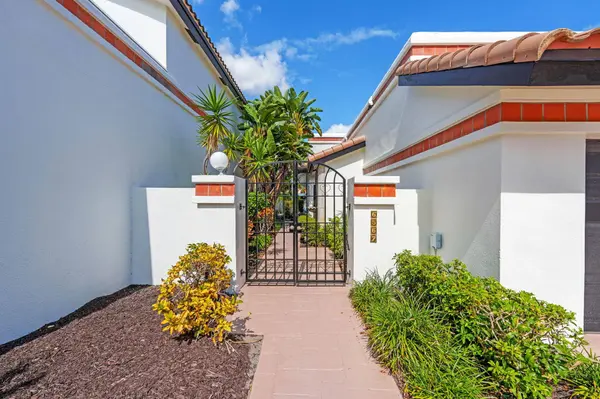 6567 Via Benita, Boca Raton, FL 33433