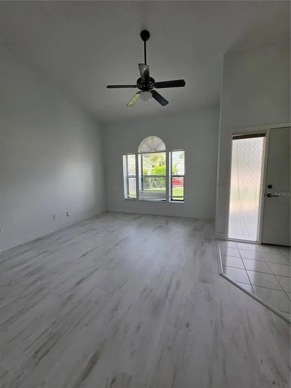 2216 THURBER CT, Orlando, FL 32837