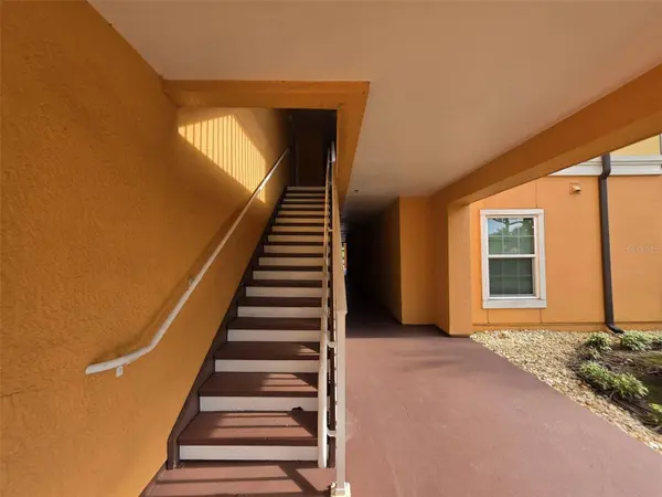 5483 VINELAND RD #10209, Orlando, FL 32811