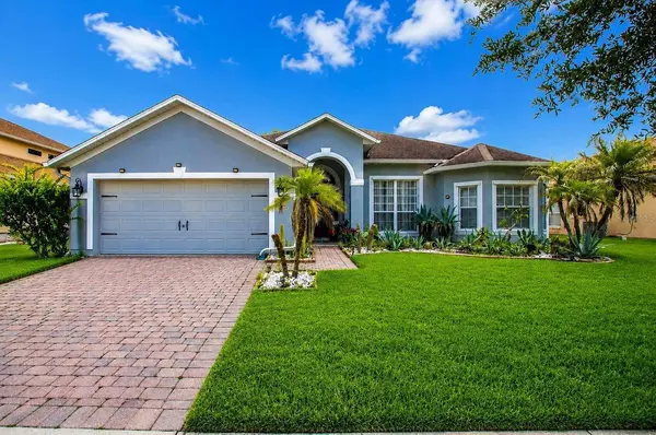 2711 PATRICIAN CIR