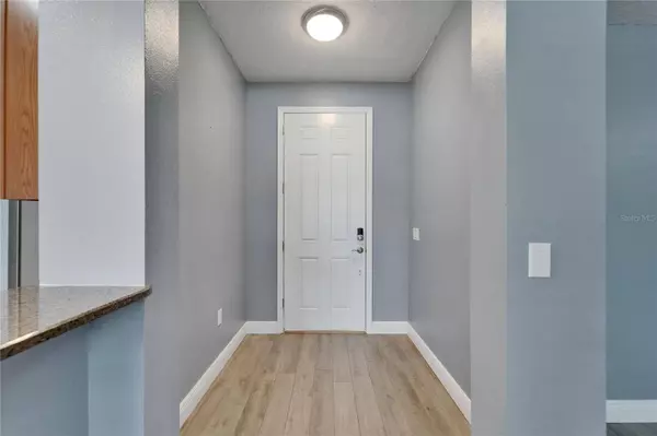 11136 HARTFORD FERN DR, Riverview, FL 33569