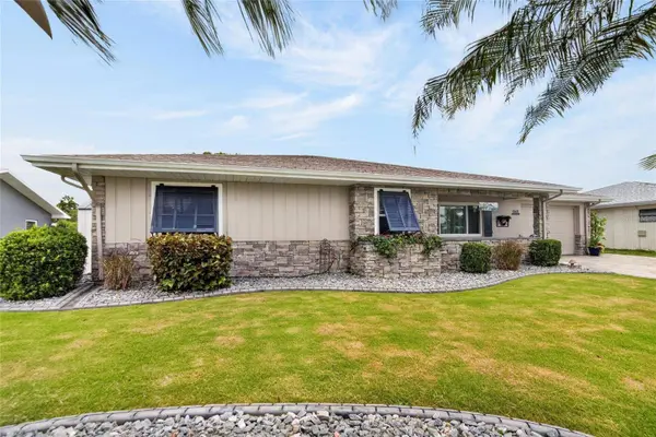 1503 FORT DUQUESNA DR, Sun City Center, FL 33573