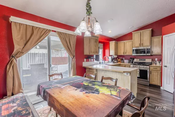 16387 Rainbow Dr., Nampa, ID 83687