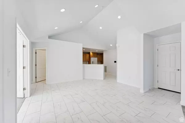 877 W 1920 S #C, Syracuse, UT 84075