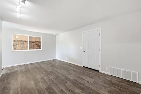 768 N REDWOOD RD #18, Salt Lake City, UT 84116