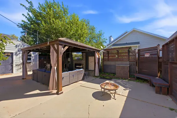 1114 W MUSTANG CIR, West Jordan, UT 84088