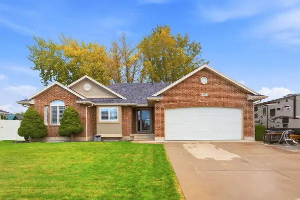 652 N 2750 W, West Point, UT 84015