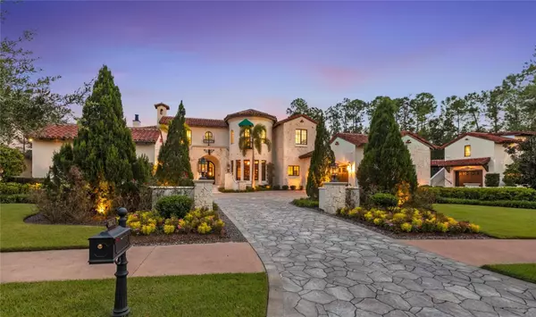 orlando-luxury-home-ext-front-from-stone-driveway
