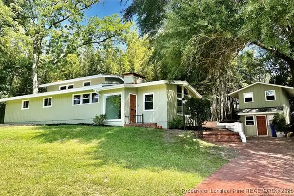 1814 Sunnyside CIR, Fayetteville, NC 28305