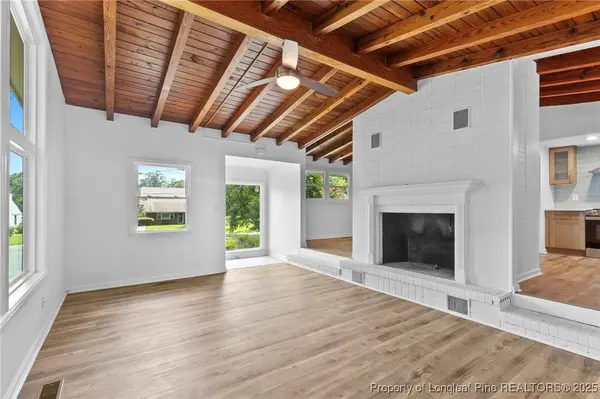 1814 Sunnyside CIR, Fayetteville, NC 28305