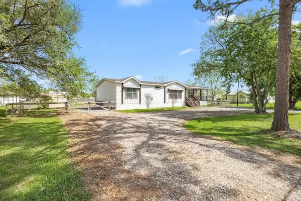 12708 28th ST, Santa Fe, TX 77510
