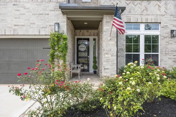401 Coppice Creek LN, Montgomery, TX 77316