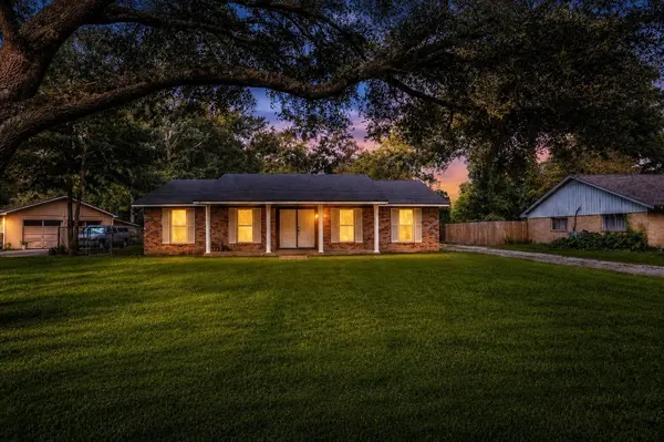 20472 Lakeside DR, Porter, TX 77365