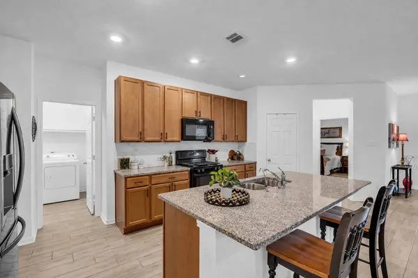 3804 Cimarron Gap LN, Magnolia, TX 77354