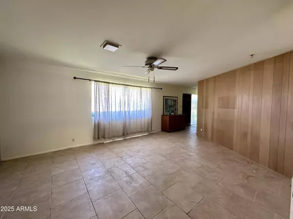 501 W Seldon Lane, Phoenix, AZ 85021