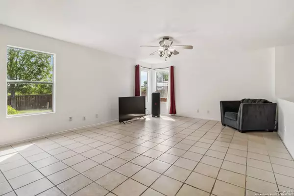 1626 Sunbend, San Antonio, TX 78224