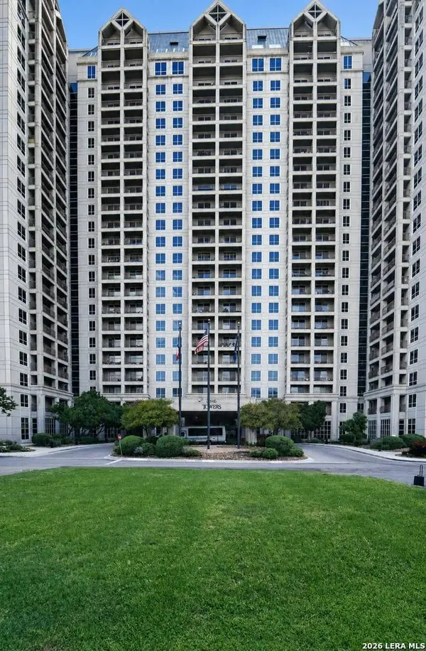 1 TOWERS PARK LN UNIT 701, San Antonio, TX 78209
