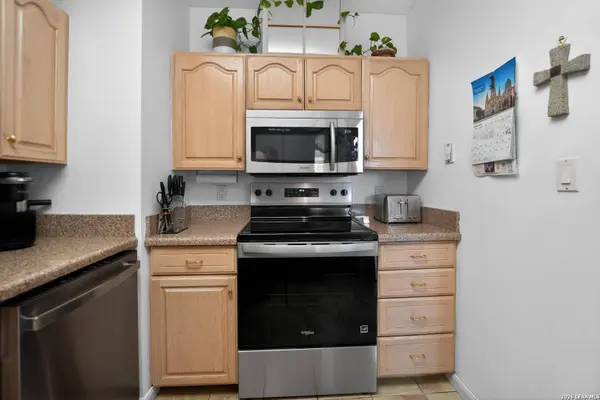 1 TOWERS PARK LN UNIT 701, San Antonio, TX 78209