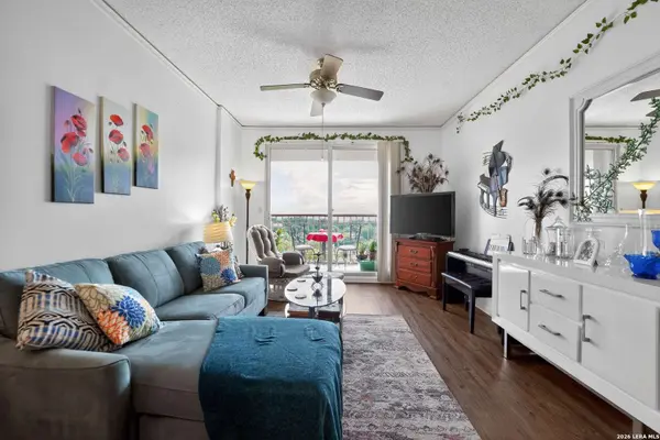 1 TOWERS PARK LN UNIT 701, San Antonio, TX 78209