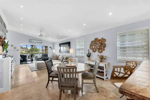 14621 Balgowan Rd #206-3, Miami Lakes, FL 33016