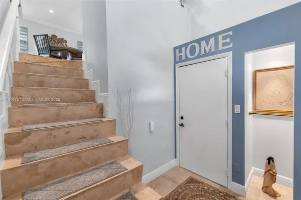 14621 Balgowan Rd #206-3, Miami Lakes, FL 33016