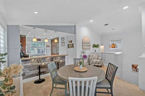 14621 Balgowan Rd #206-3, Miami Lakes, FL 33016