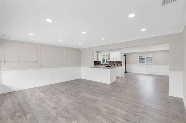 7401 Ramona St, Miramar, FL 33023