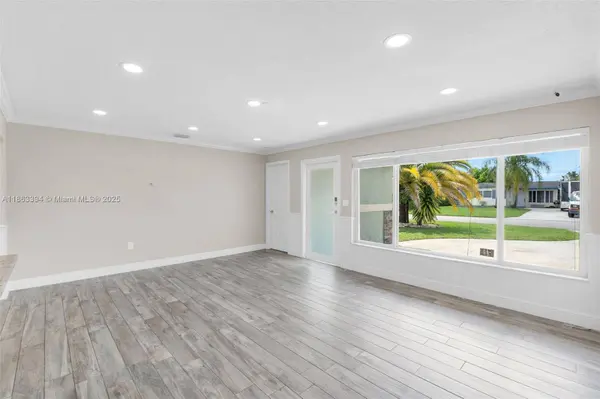 7401 Ramona St, Miramar, FL 33023