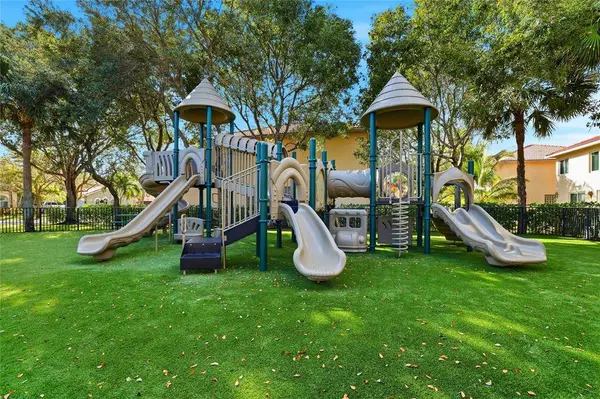 655 Gazetta Way, West Palm Beach, FL 33413