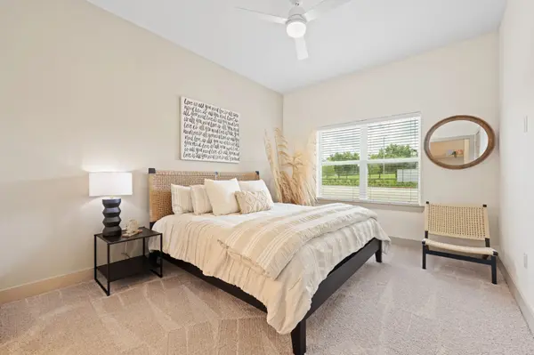 18210 Park Row Dr, Houston, TX 77084-4191