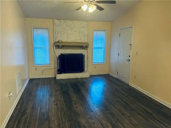 4007 Stacy Ln, Snellville, GA 30039