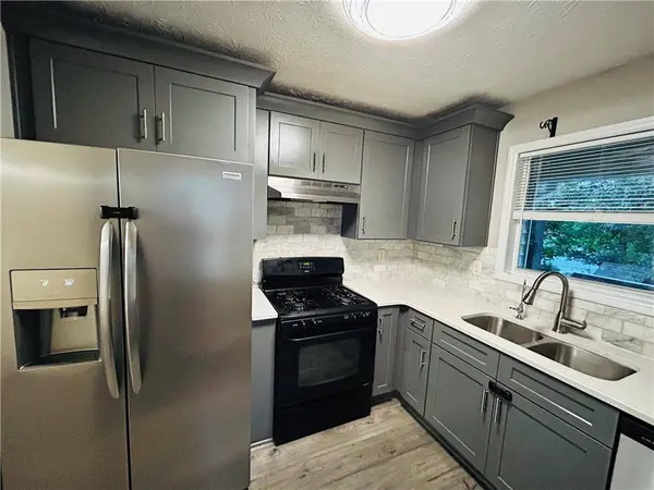 4007 Stacy Ln, Snellville, GA 30039