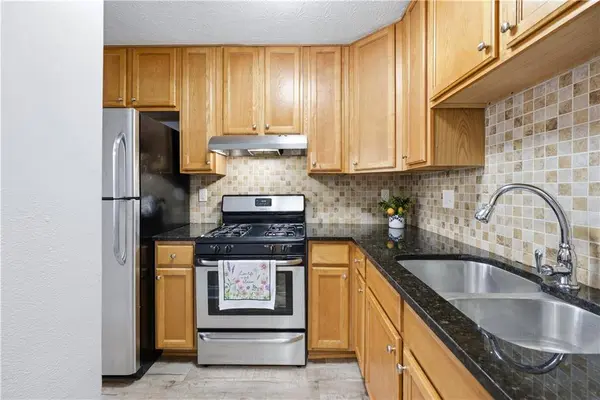 6601 Sienna CT, Peachtree Corners, GA 30092