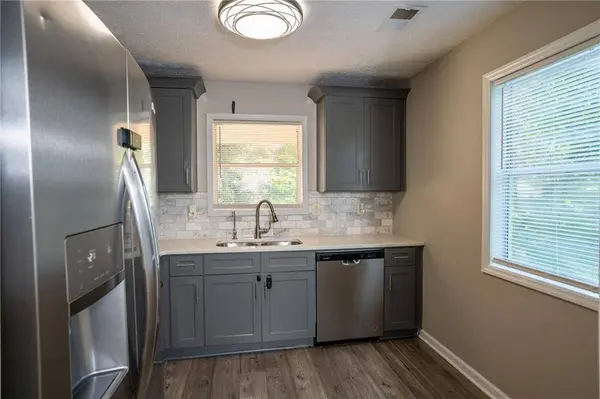 4007 Stacy LN, Snellville, GA 30039