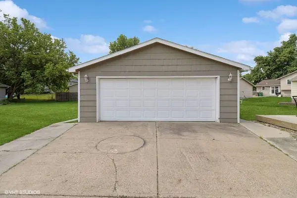1304 7th Street NW, Altoona, IA 50009