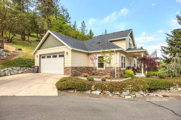 205 Oak Knoll WAY, Jacksonville, OR 97530