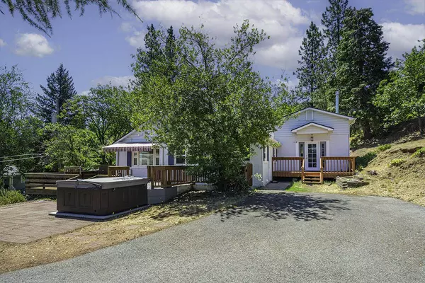 681 Liberty ST, Ashland, OR 97520