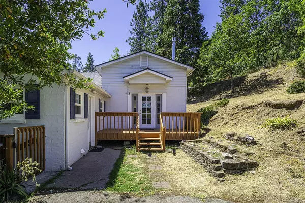 681 Liberty ST, Ashland, OR 97520